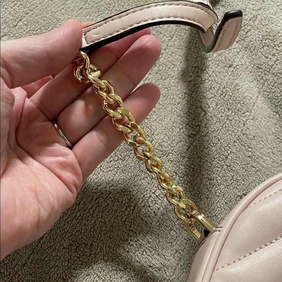 Michael Kors Women Plush Pink Faux Leather Crossbody Bag Feminine Contemporary - Picture 7 of 8